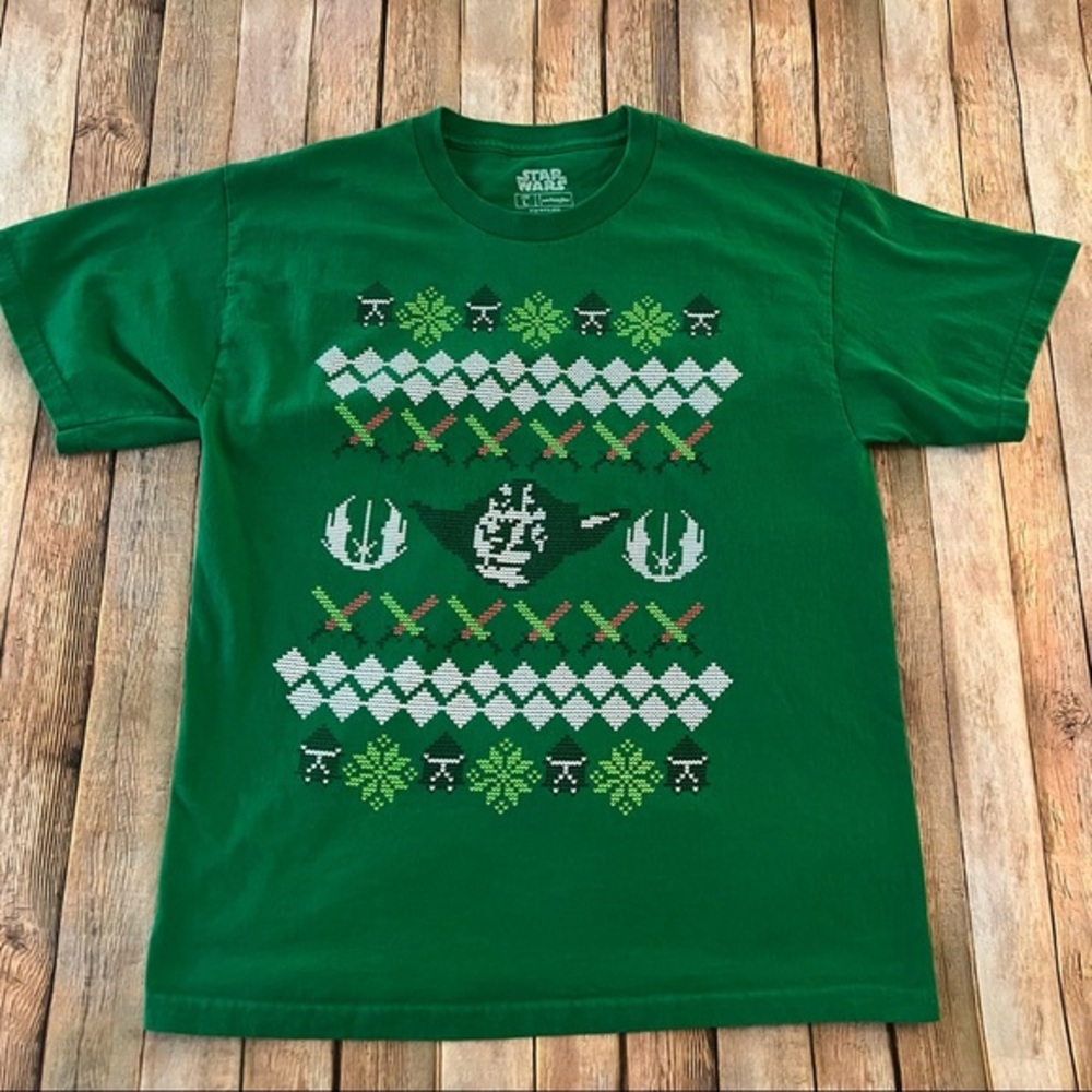 Star Wars mens short sleeve Yoda Graphic tee shirt | size Large